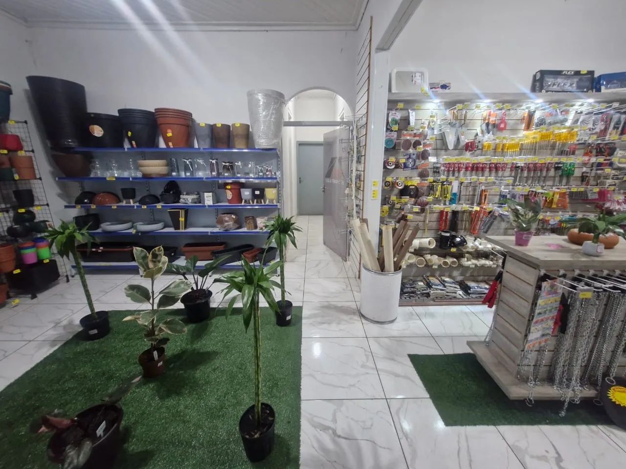 Vendo Ferragista/Garden, no Bairro Martins - Foto 3