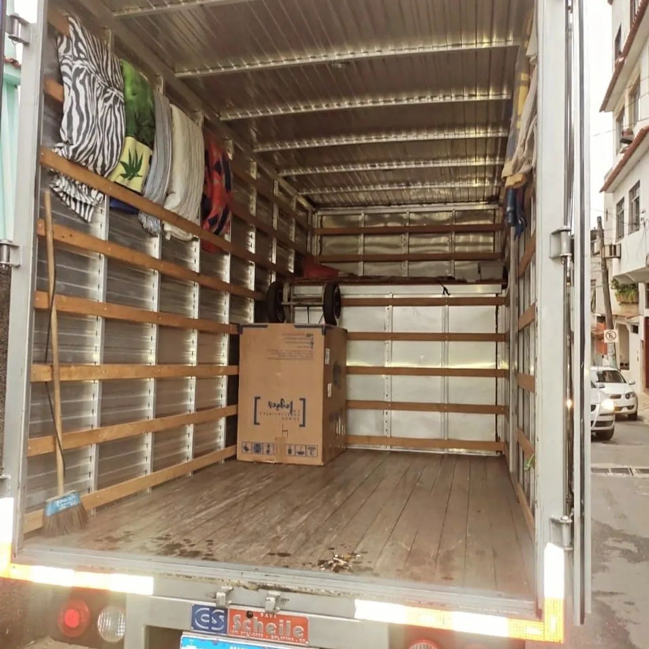 FRETES, E PEQUENAS MUDANÇAS  - Foto 4