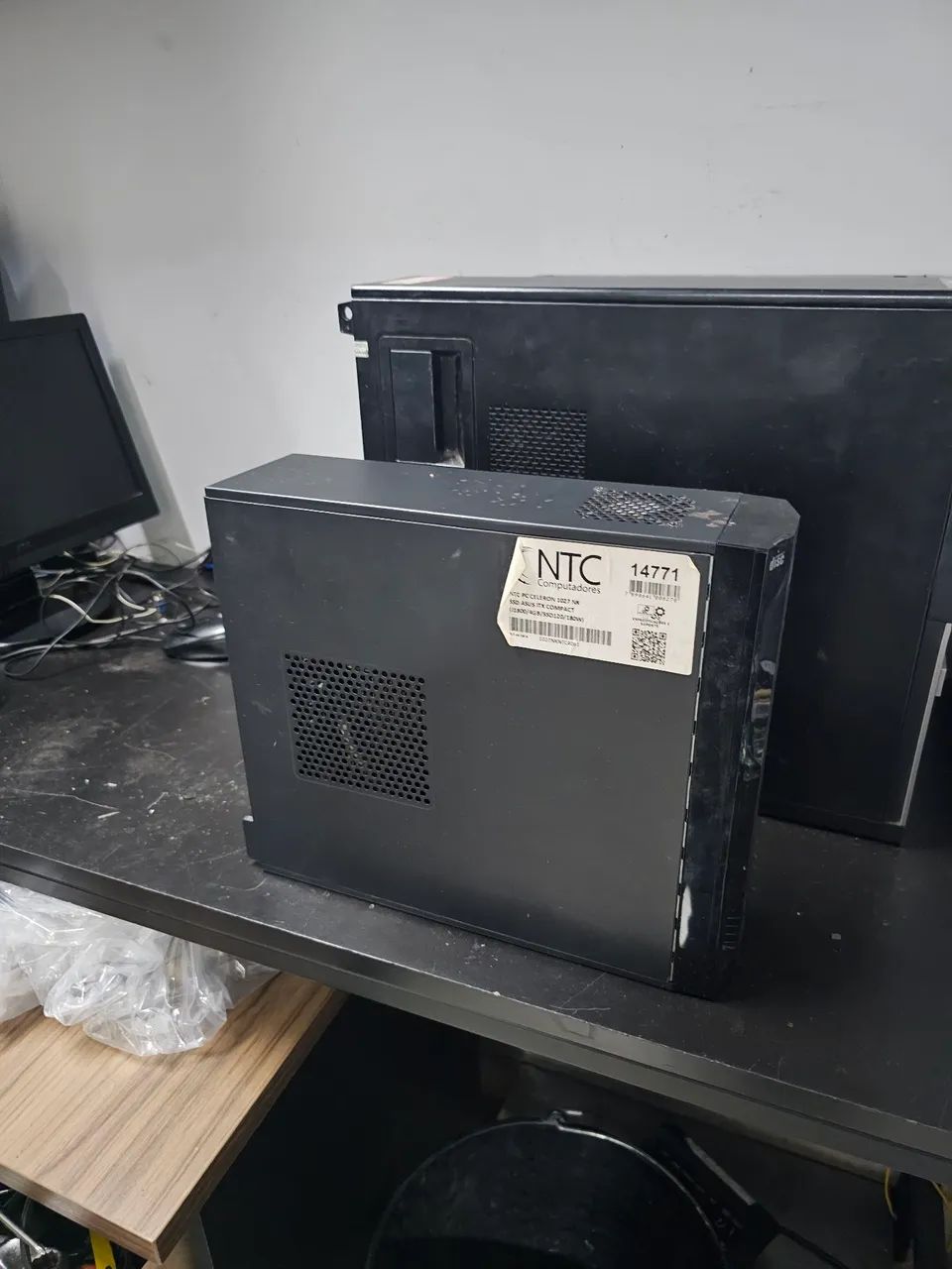 Mini Pc Intel Celeron + 4gb + SSD 120 - Foto 3
