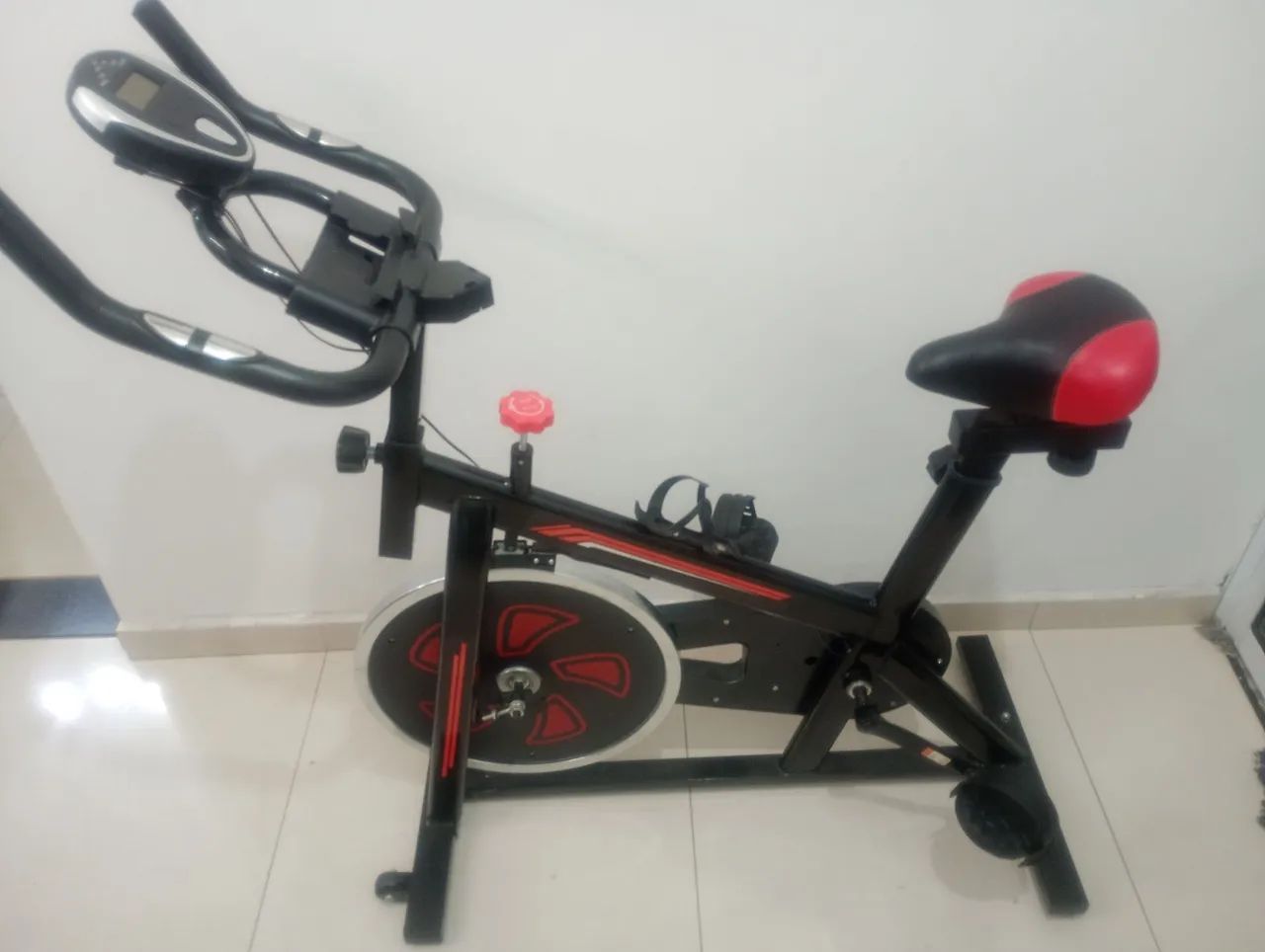 Bicicleta Ergométrica Nova  - Foto 2