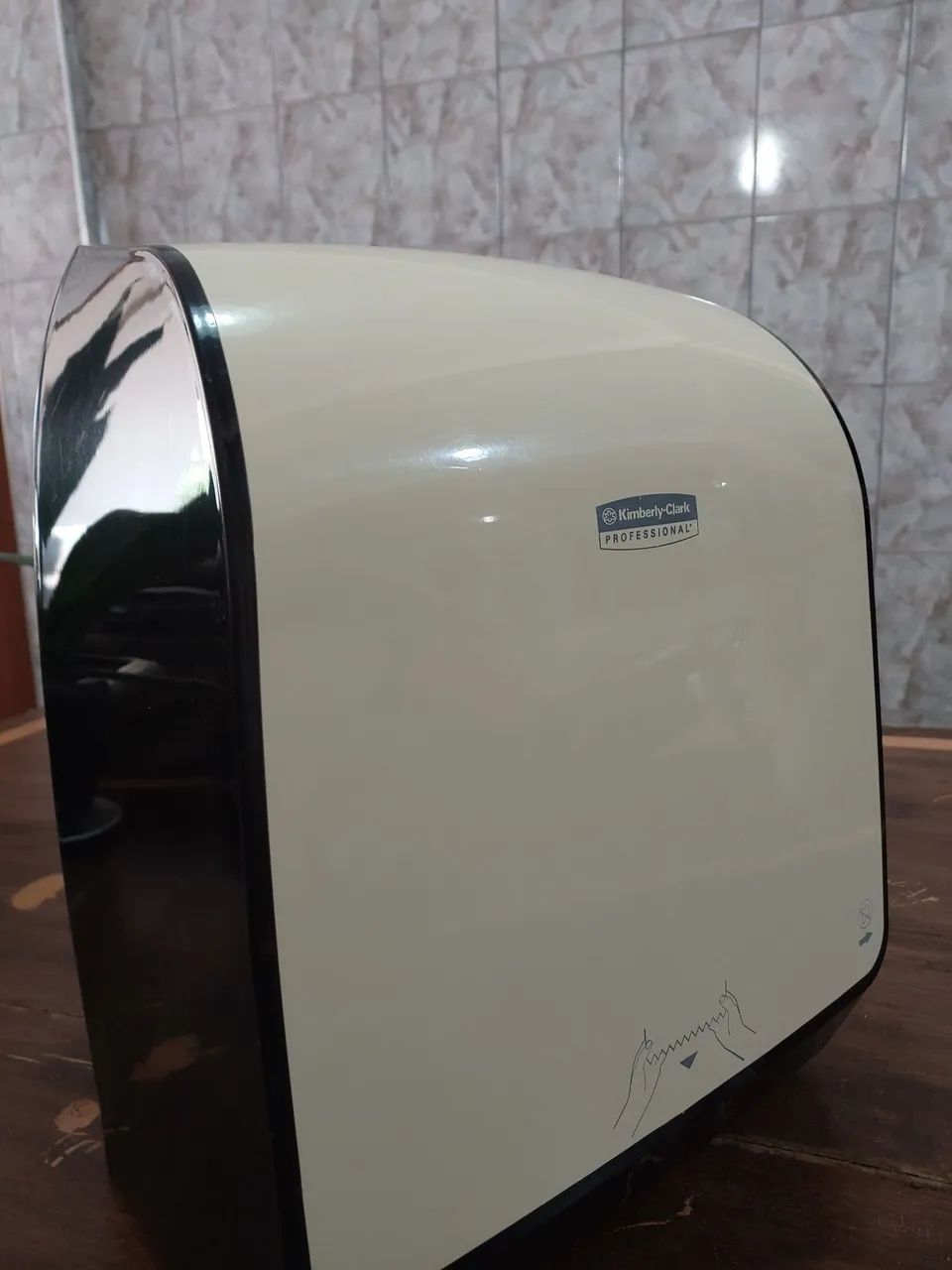 PAPELEIRA KIMBERLY -CLARK PROFISSIONAL  - Foto 4