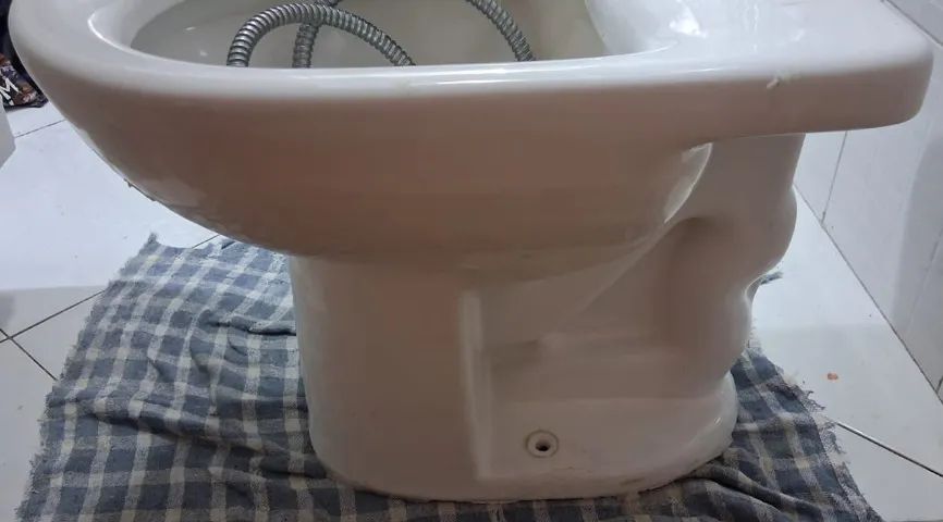 Vaso sanitário com ducha higiênica - Foto 4