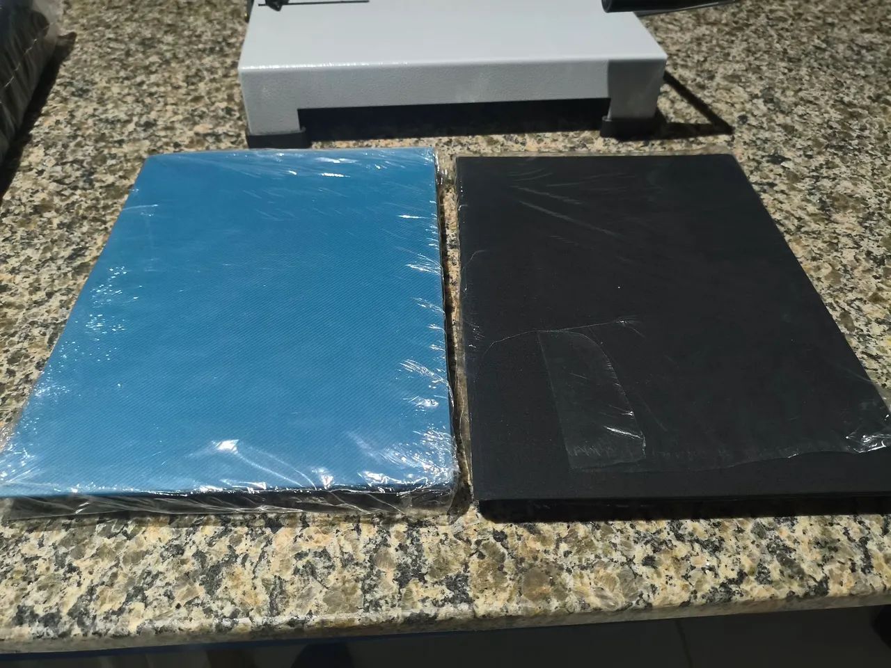 Encadernadora Excentrix A4 Grátis espirais e capas - Foto 5