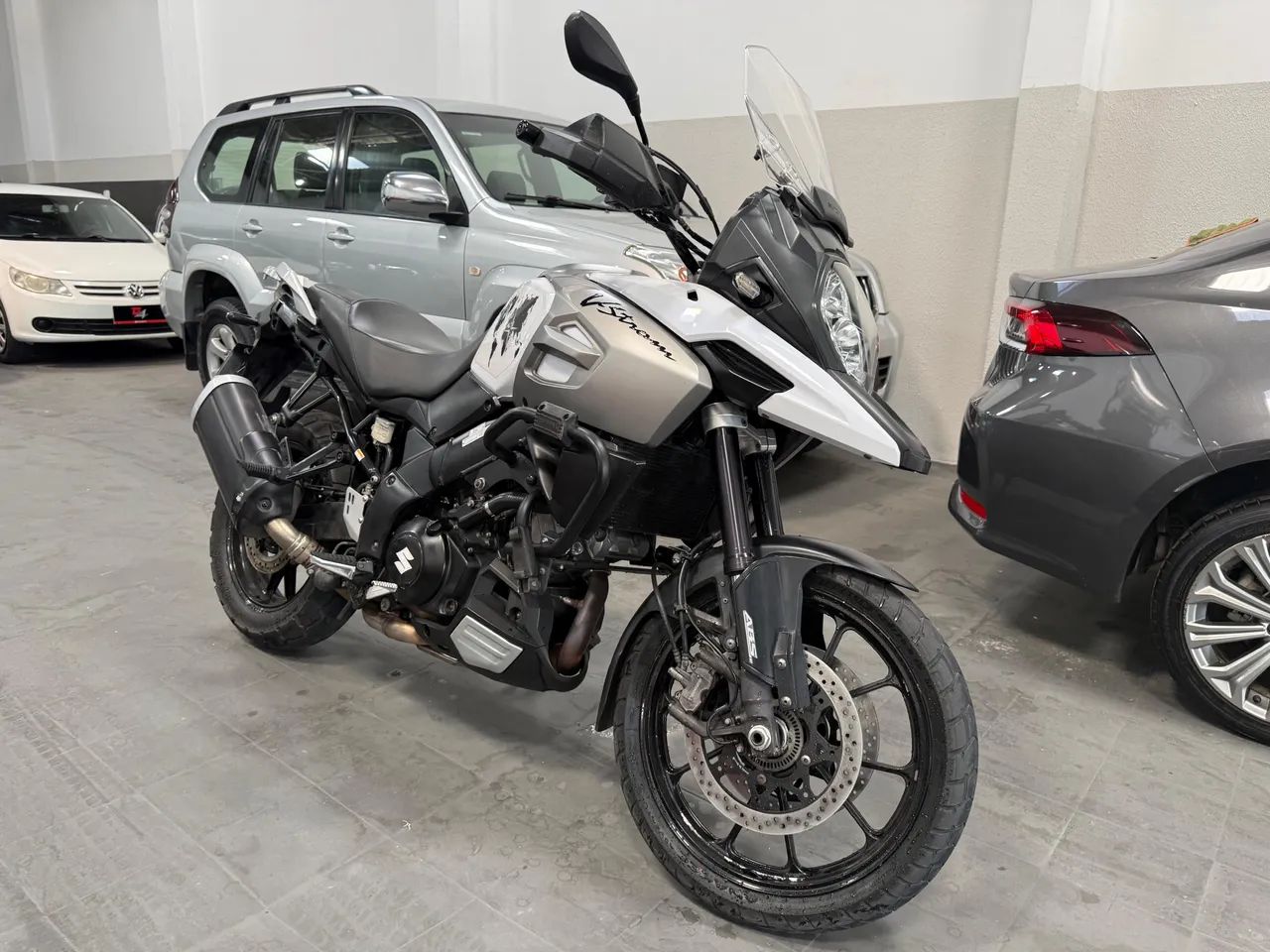 Suzuki V-STROM 1000cc 2019 - Foto 3