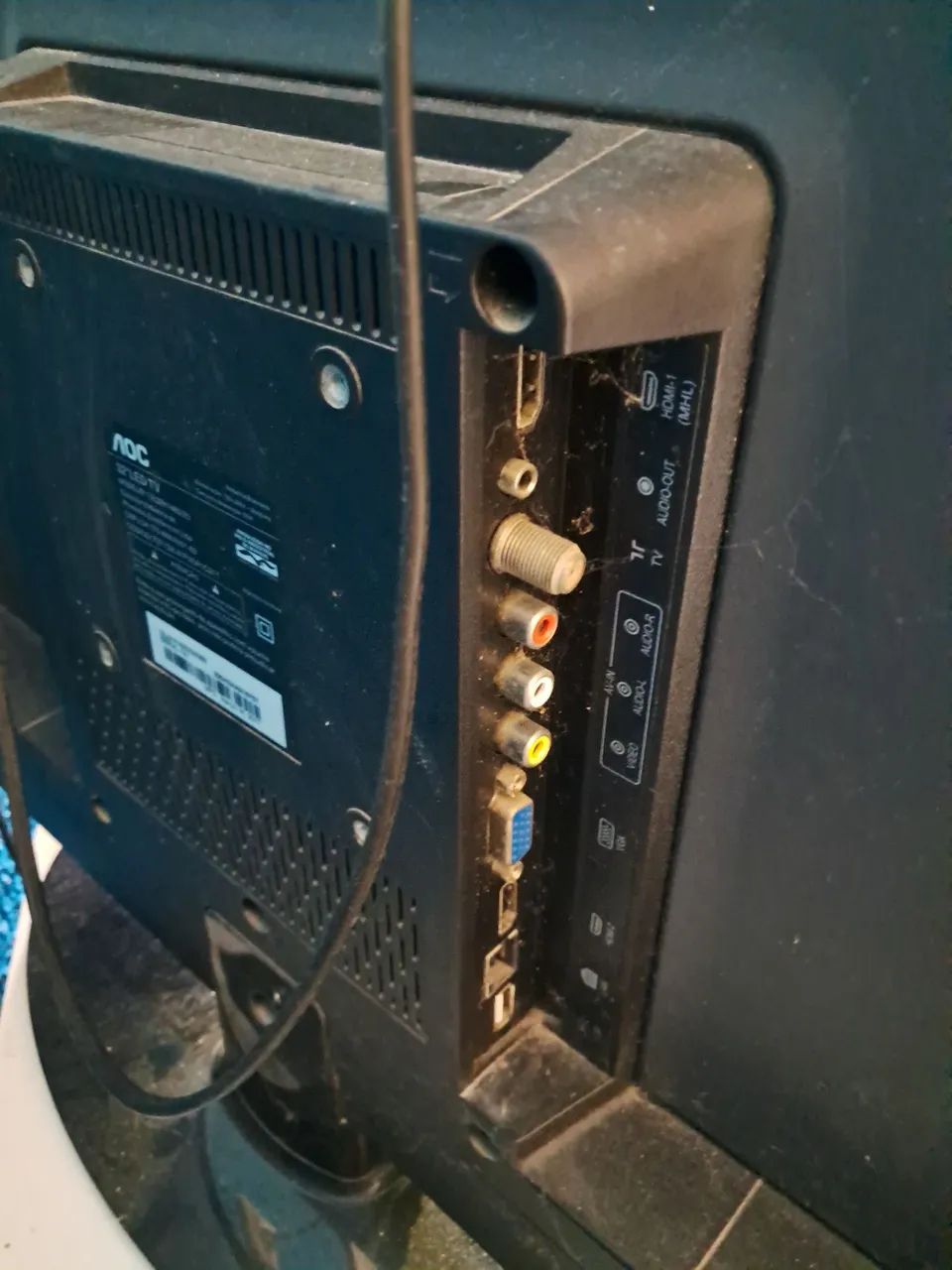 Tv AOC 32 com defeito (COM DEFEITO) - Foto 4