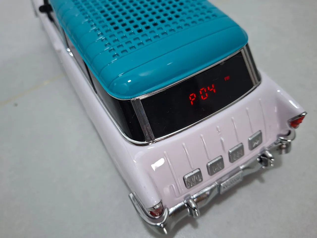 Miniatura de carro com som Bluetooth  - Foto 5