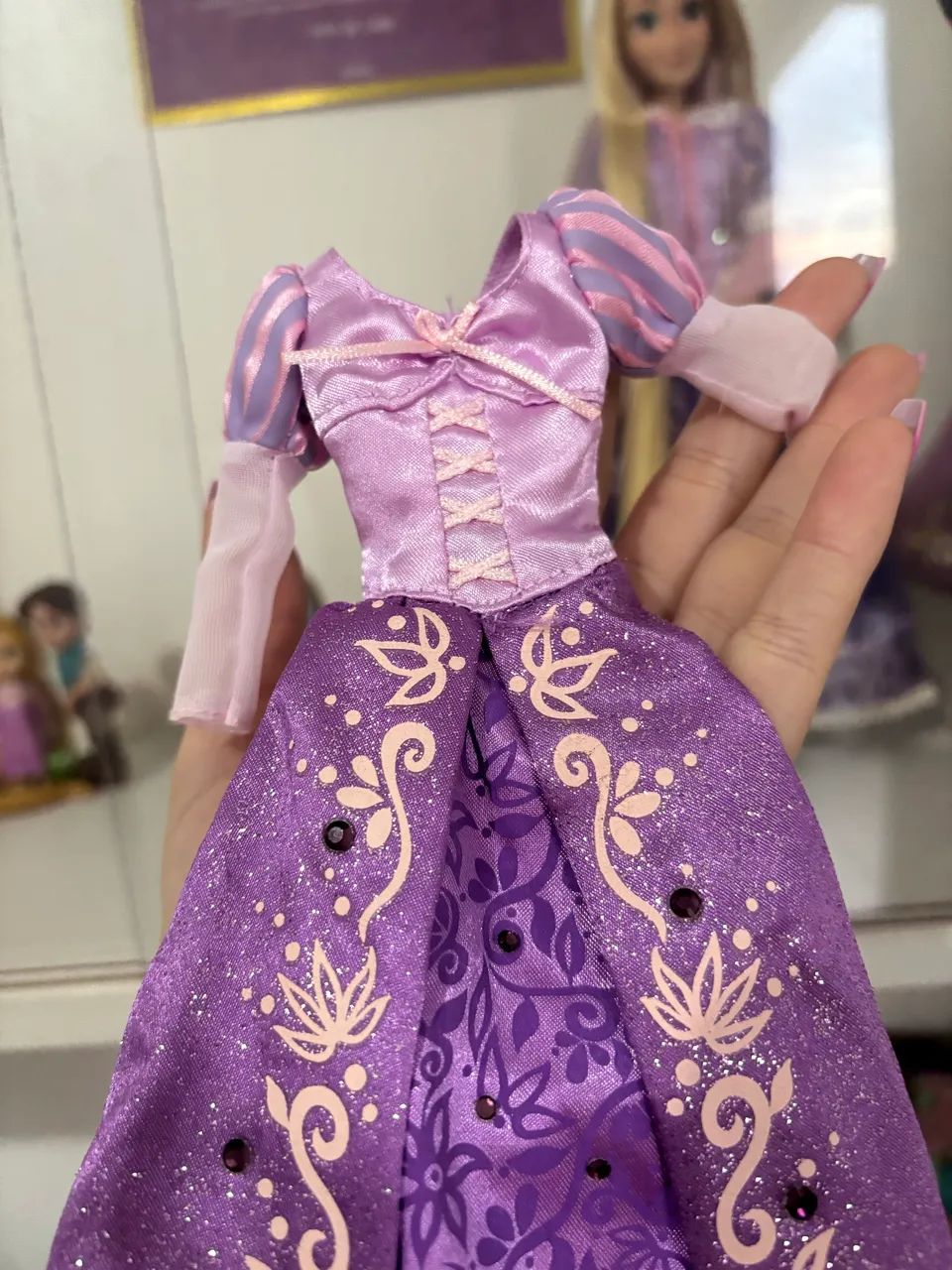 V atido Rapunzel Oficial Disney Store - Foto 3
