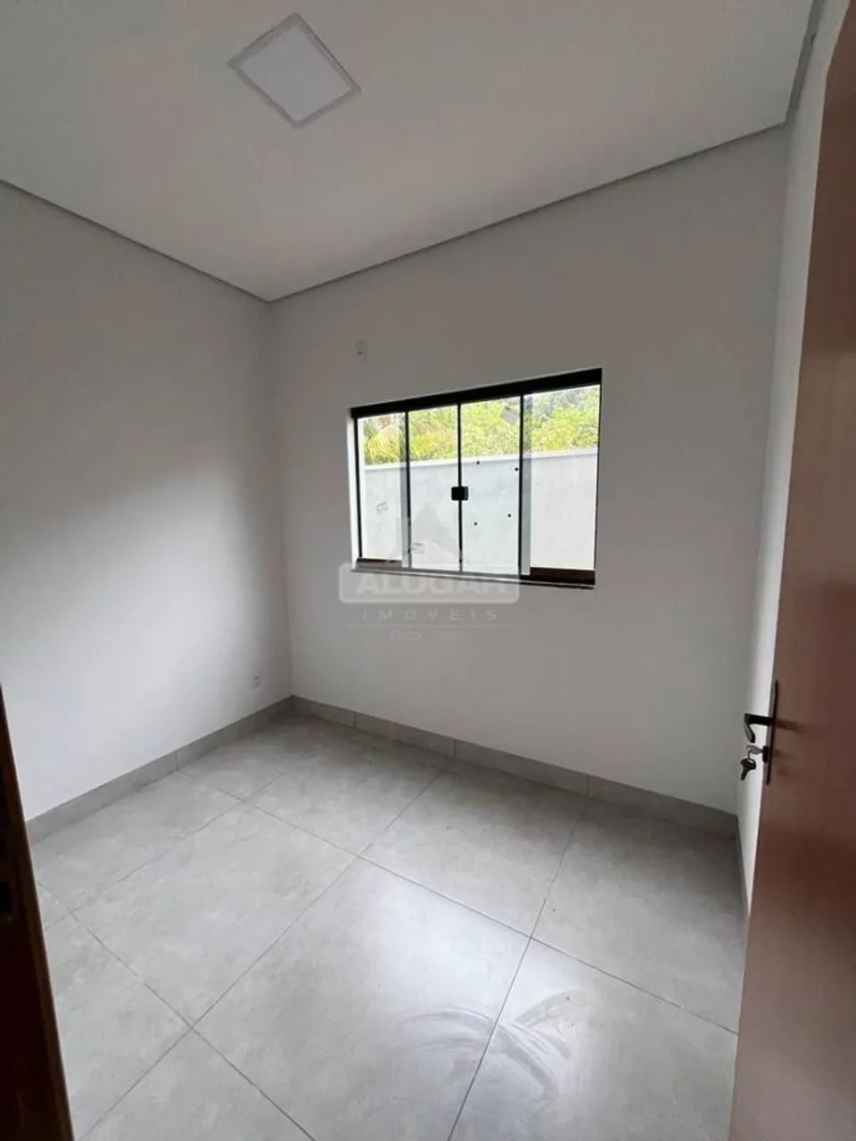 Casa 01 - 3 Quartos com Suíte- Aureny 3 - Foto 4