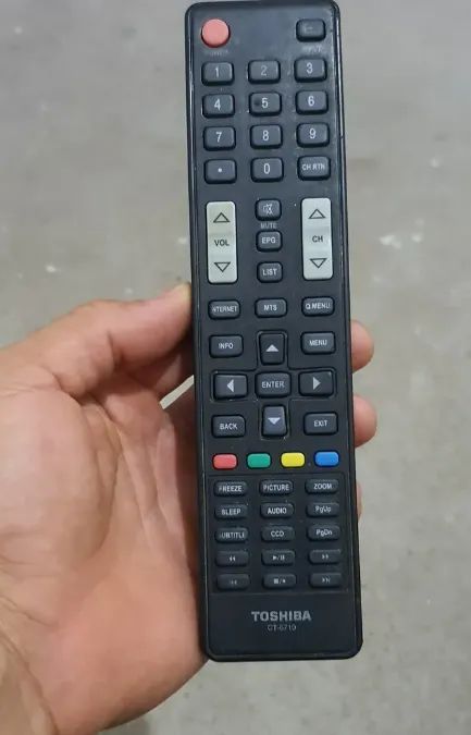 Tv SempToshiba 49 Polegadas + Chromecast 3a Geração (Usados) - Foto 2