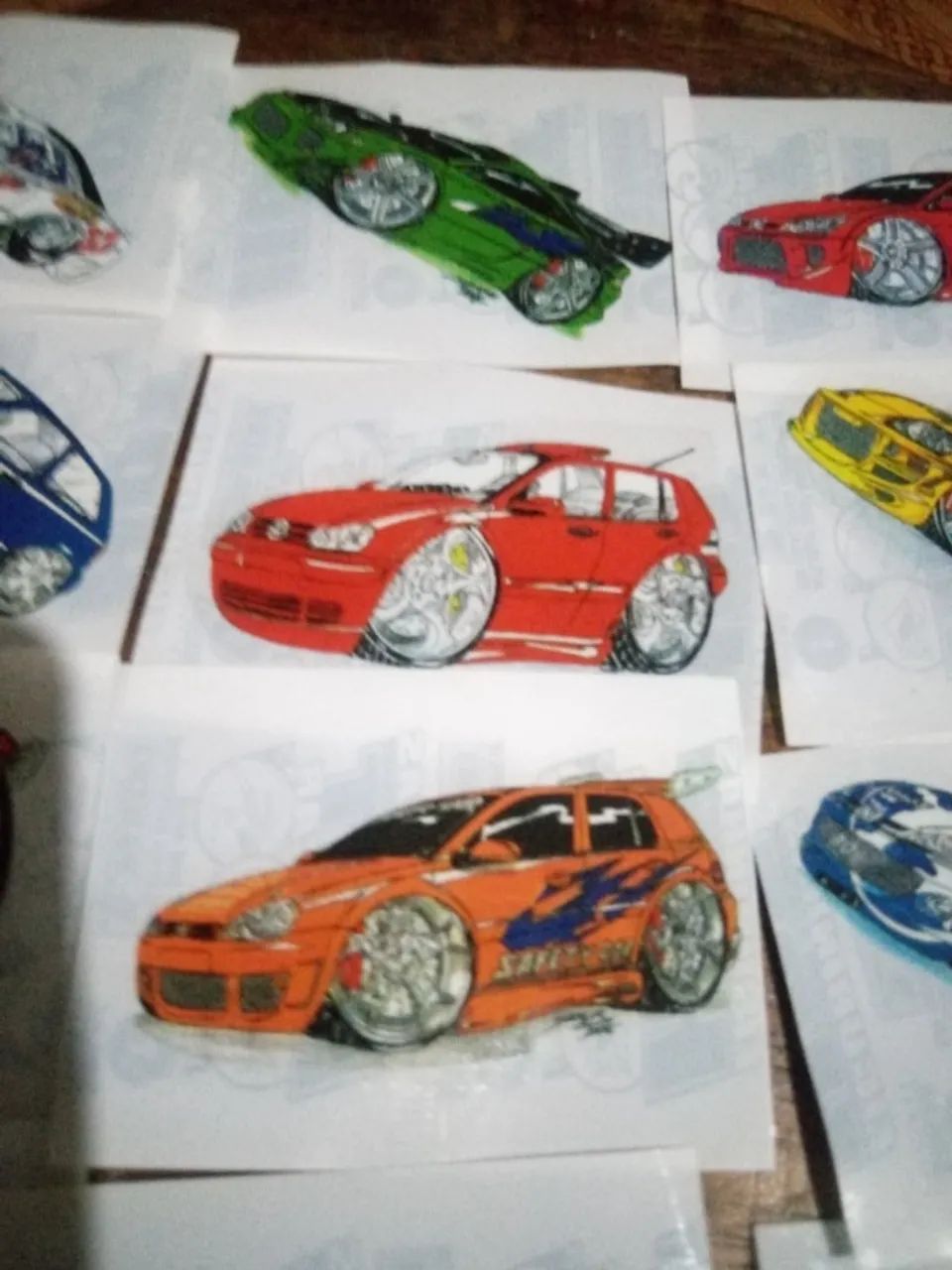 Lote de figurinhas hot car - Foto 4