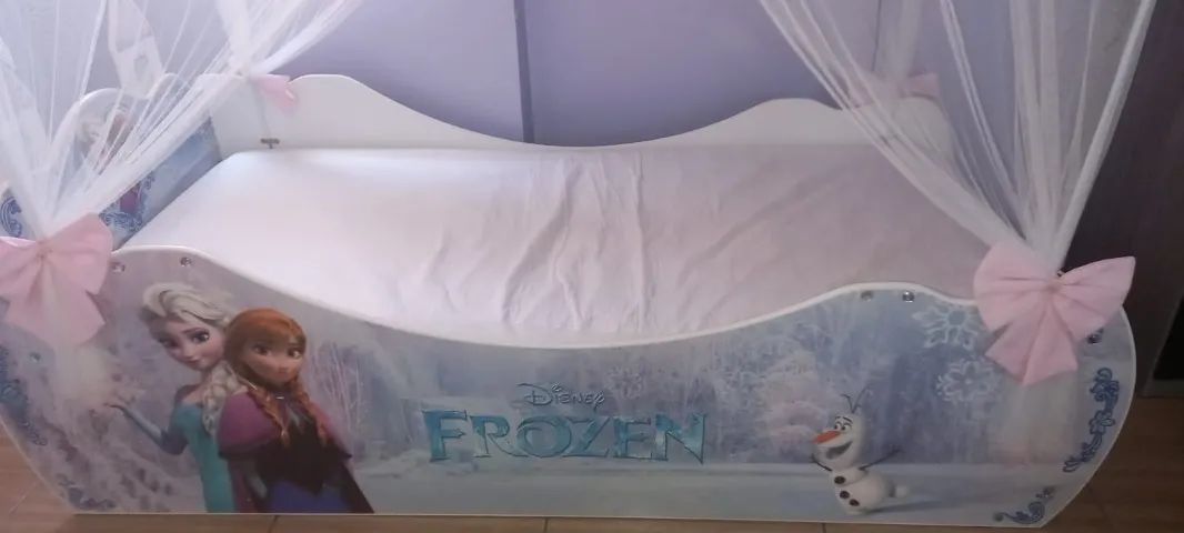 Cama Infantil Tipo Carro Com Colchão Meninas Cor Frozen - Foto 2