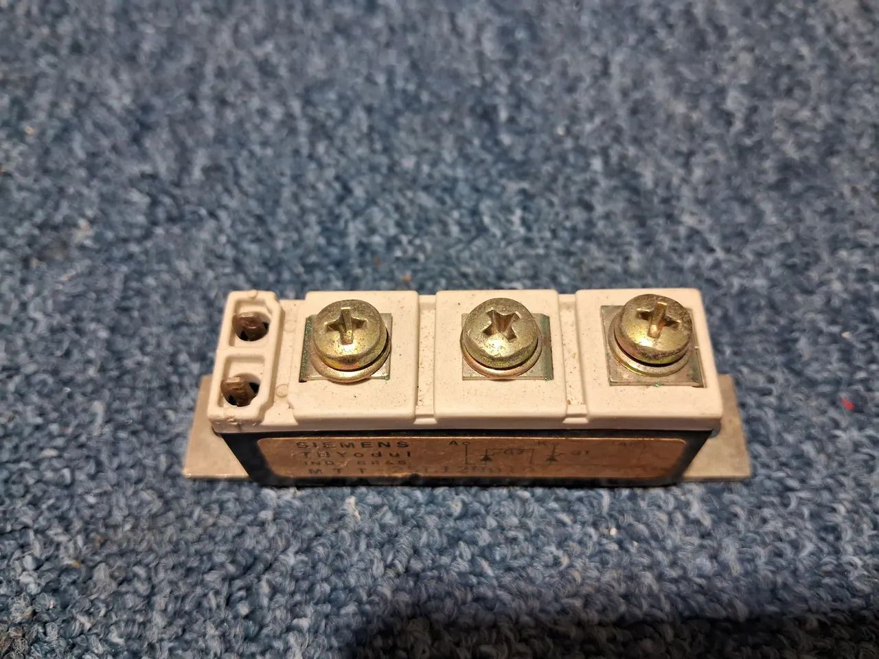 Semicondutores de potência - Foto 3