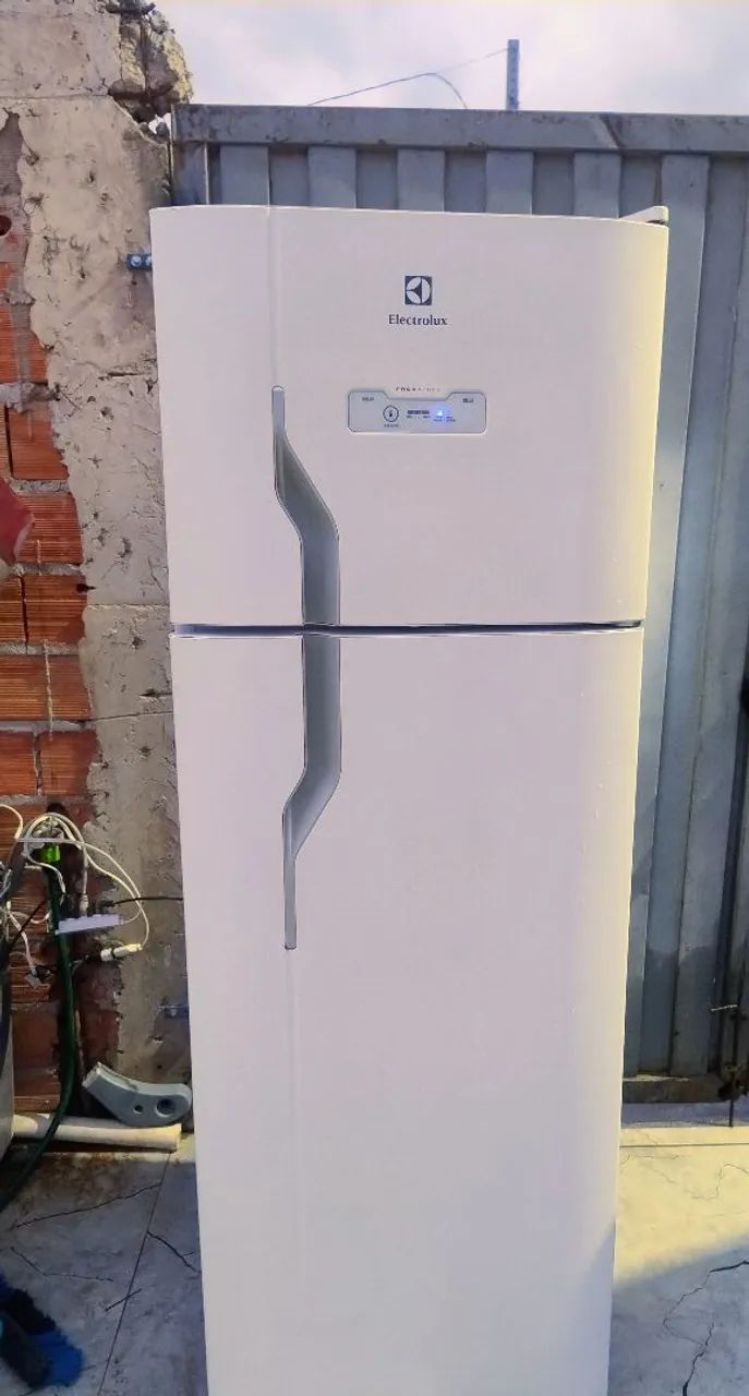 vende-se geladeira Electrolux - Foto 2