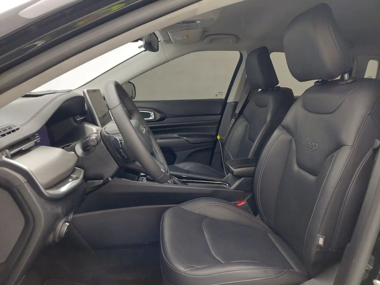 Jeep Compass LONG. T270 1.3 TB 4x2 Flex Aut., foto 16 de 18