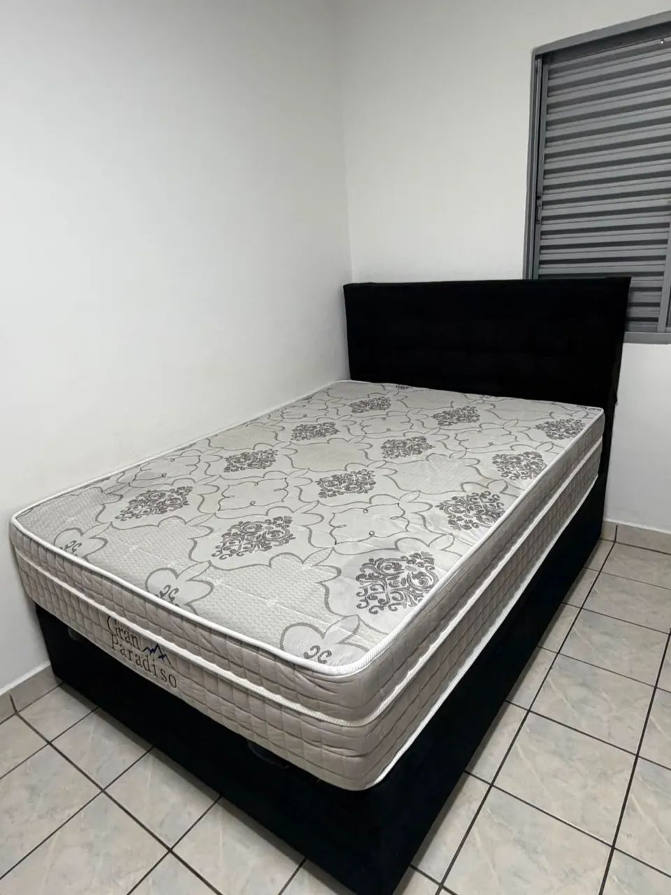 CAMA BAÚ BOX / 05 MESES DE USO 