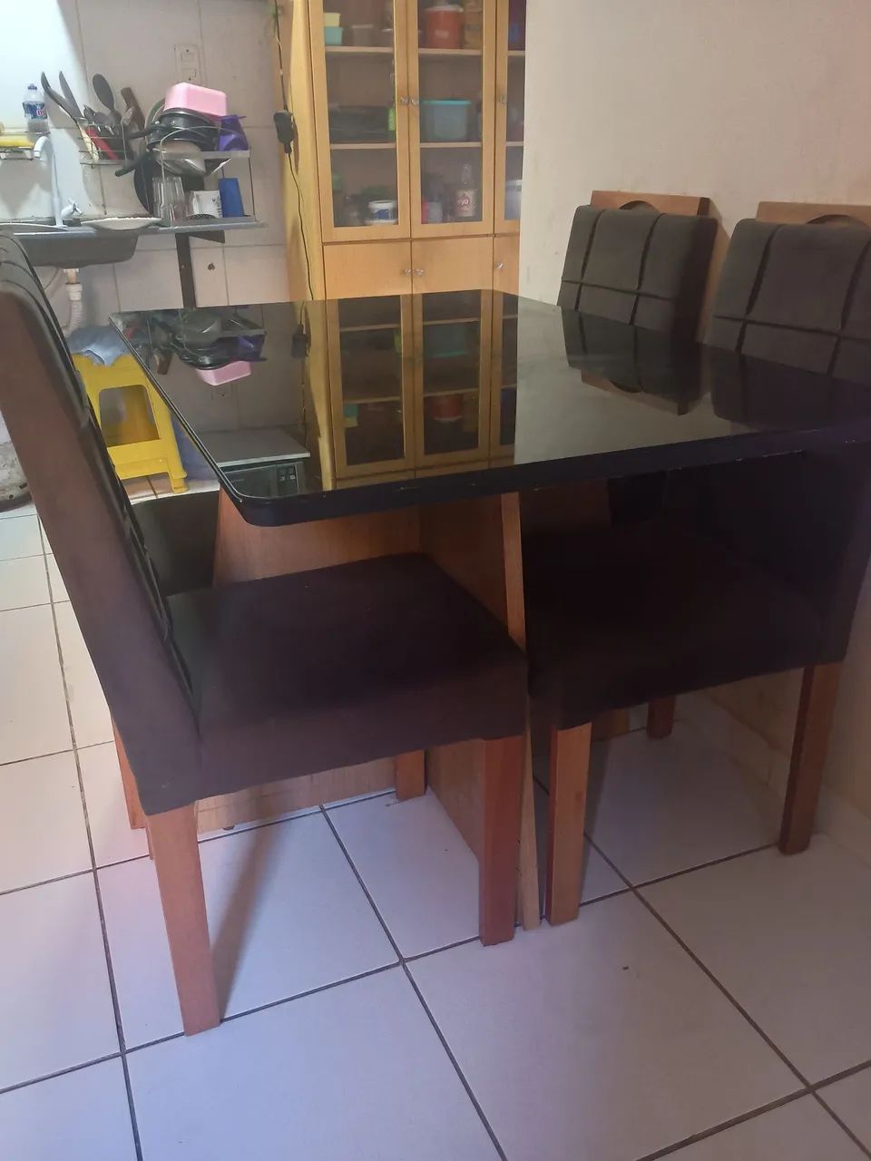 Mesa retangular com 4 cadeiras  - Foto 3