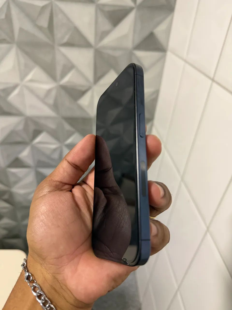 iPhone 15 pro - Foto 2