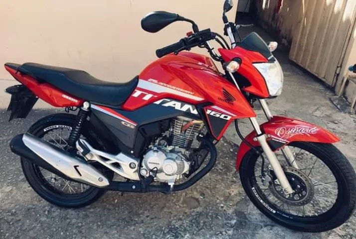 adesivo envelopamento de moto - Foto 3