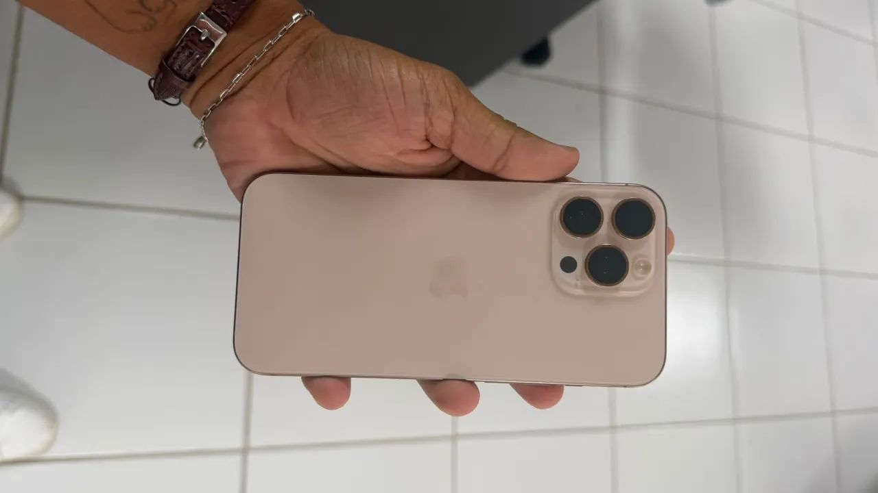 iPhone 16 pro Max - Foto 4