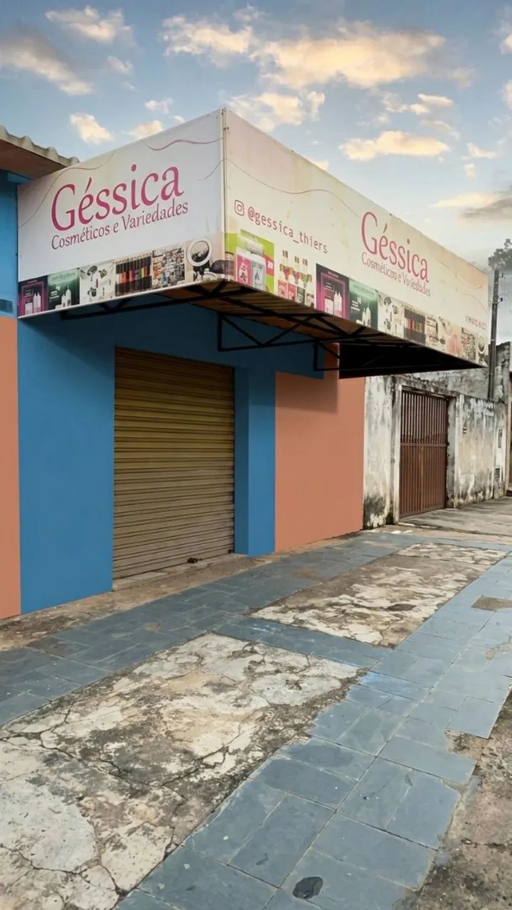 Vendo Uma Fachada para Loja