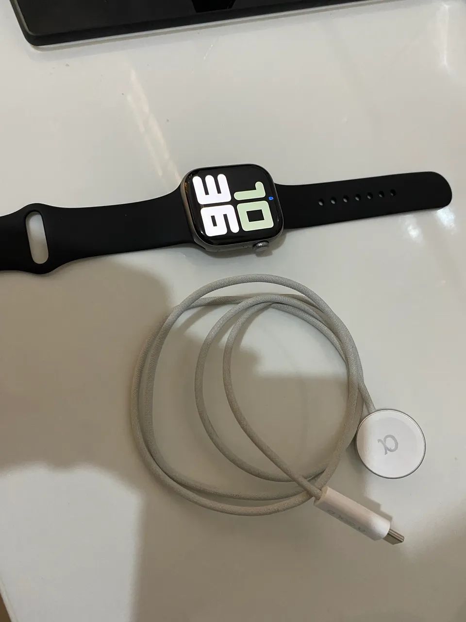 Apple Watch série 11 42 mm 