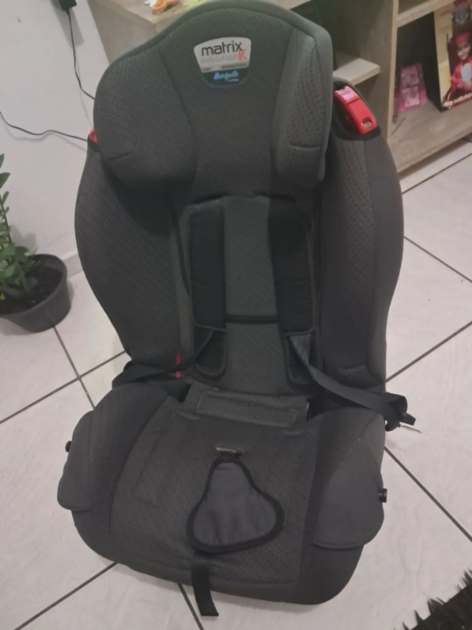 Cadeirinha/Bebê conforto * para automóvel.