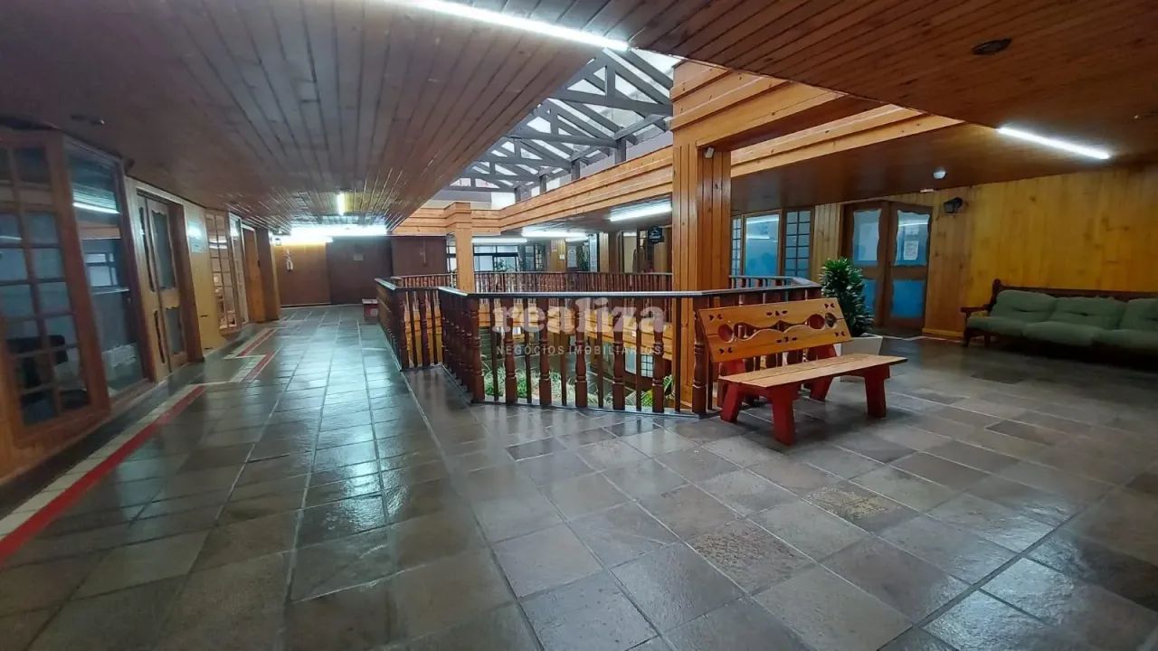 SALA COMERCIAL NO CENTRO DE GRAMADO - Foto 2