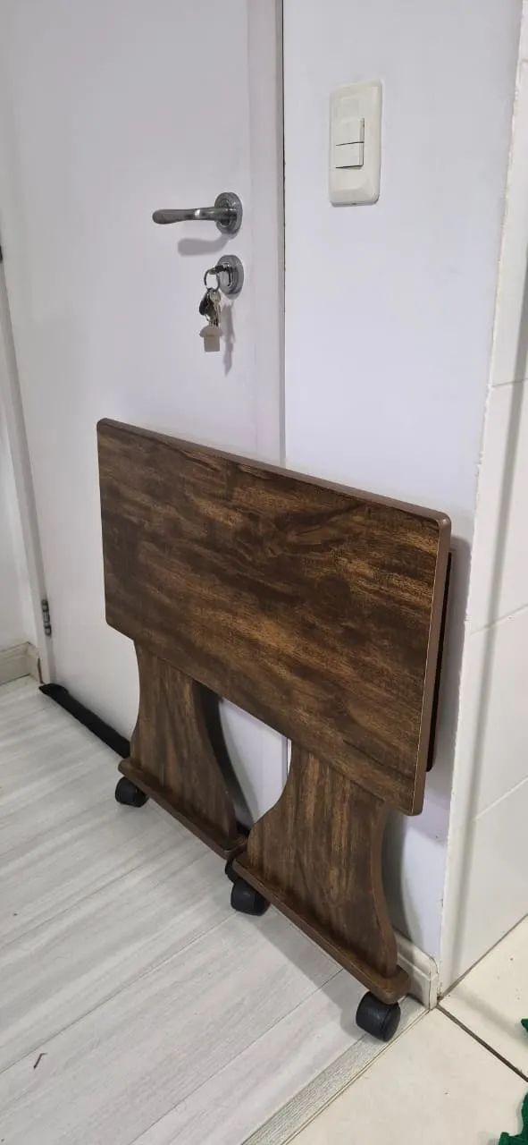 Mesa dobrável para notebook