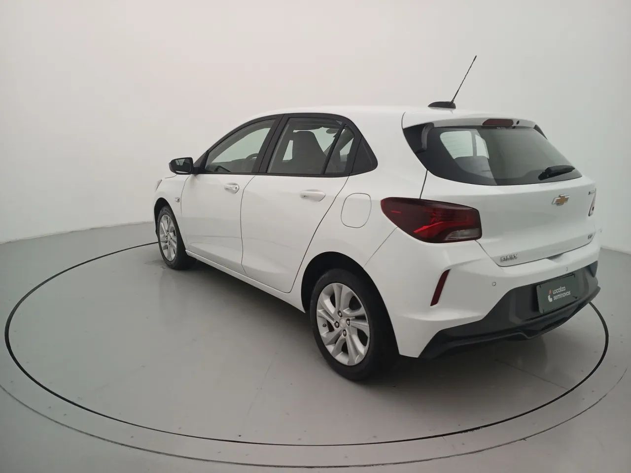 Chevrolet Onix Hatch LTZ 1.0 12V TB Flex Aut. 5P, foto 3 de 18