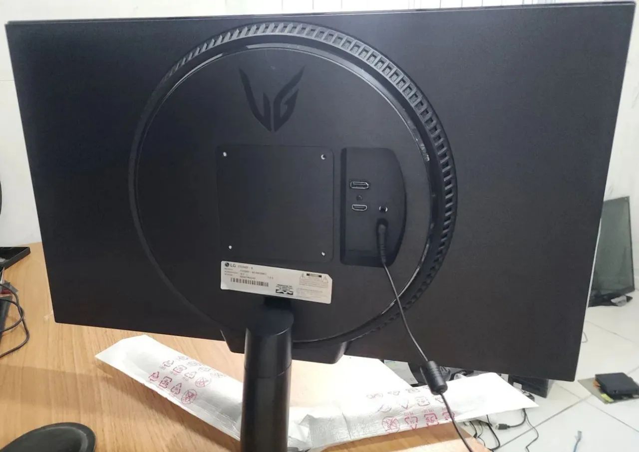 Monitor LG 144hz 27Pol 1ms Freesync  - Foto 3