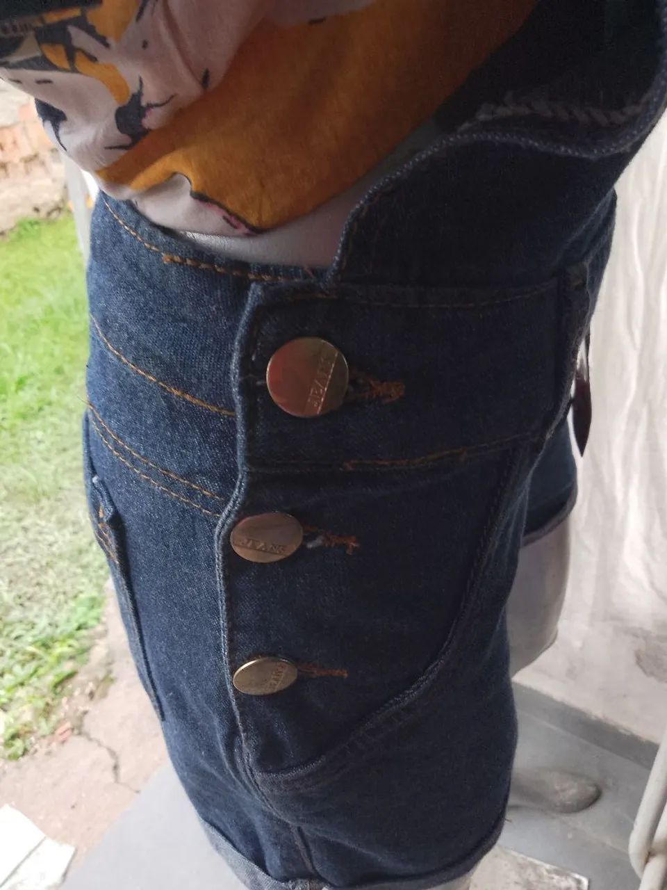 Vendo macaquinho jeans feminino  - Foto 3