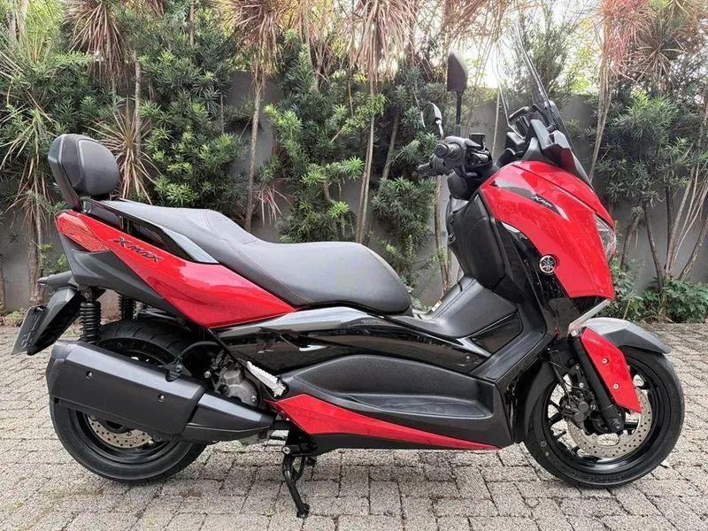 YAMAHA XMAX 2023