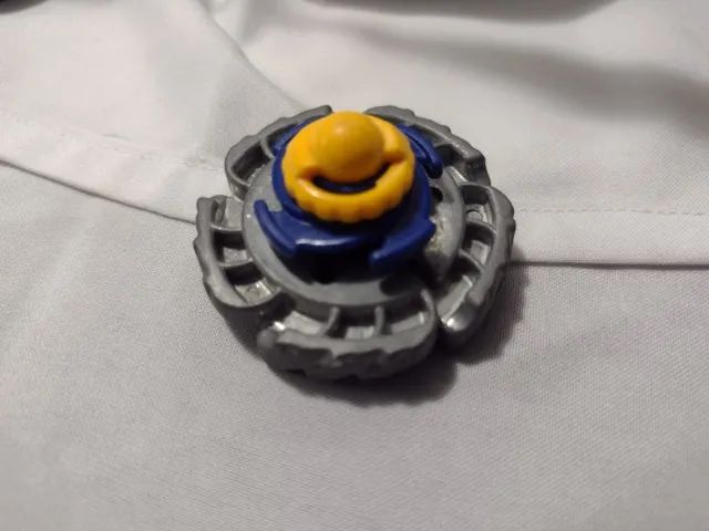 Beyblade Metal Fury Scythe Kronos - Foto 4