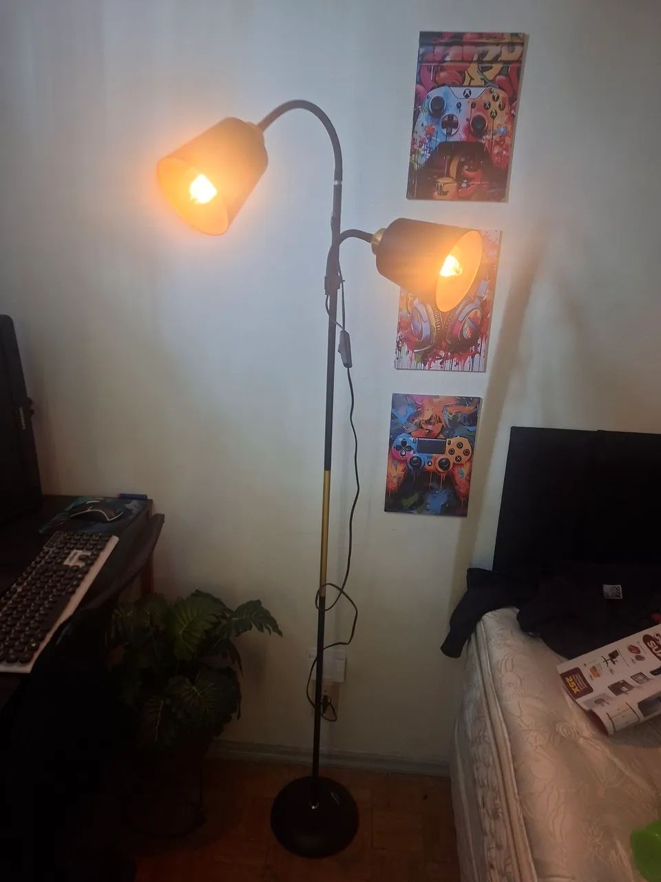 Luminária de chão dupla - Foto 2