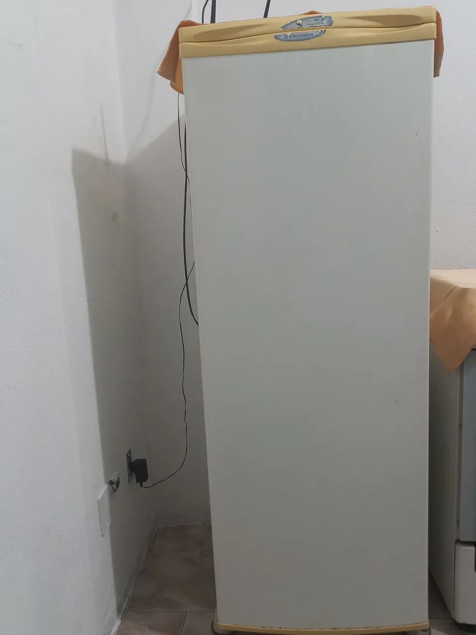 Freezer Electrolux com 6 gavetas