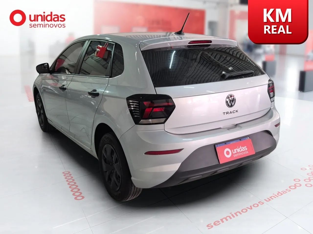 Volkswagen Polo Track 1.0 Flex 12V 5p, foto 3 de 12