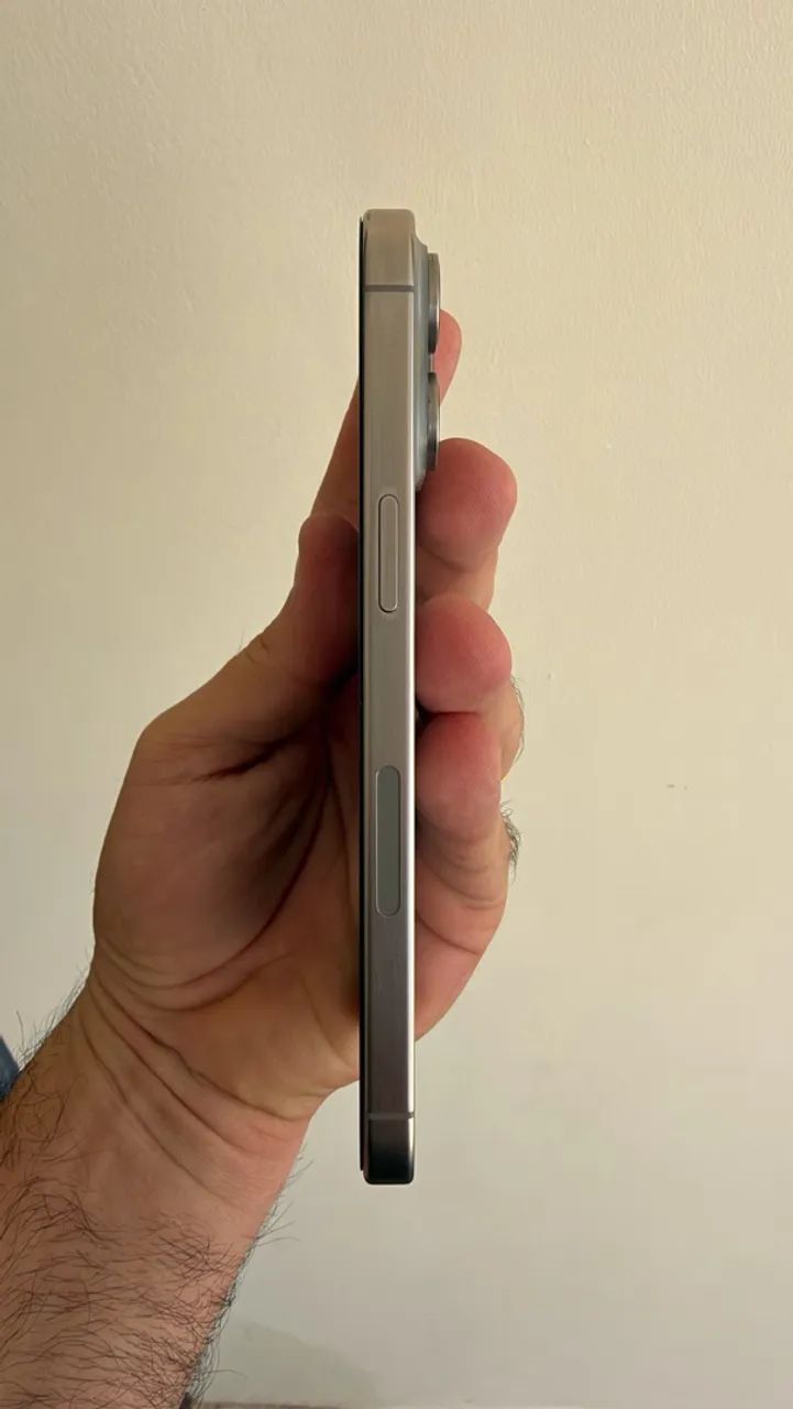 iPhone 15 pro Max  super novo  - Foto 5
