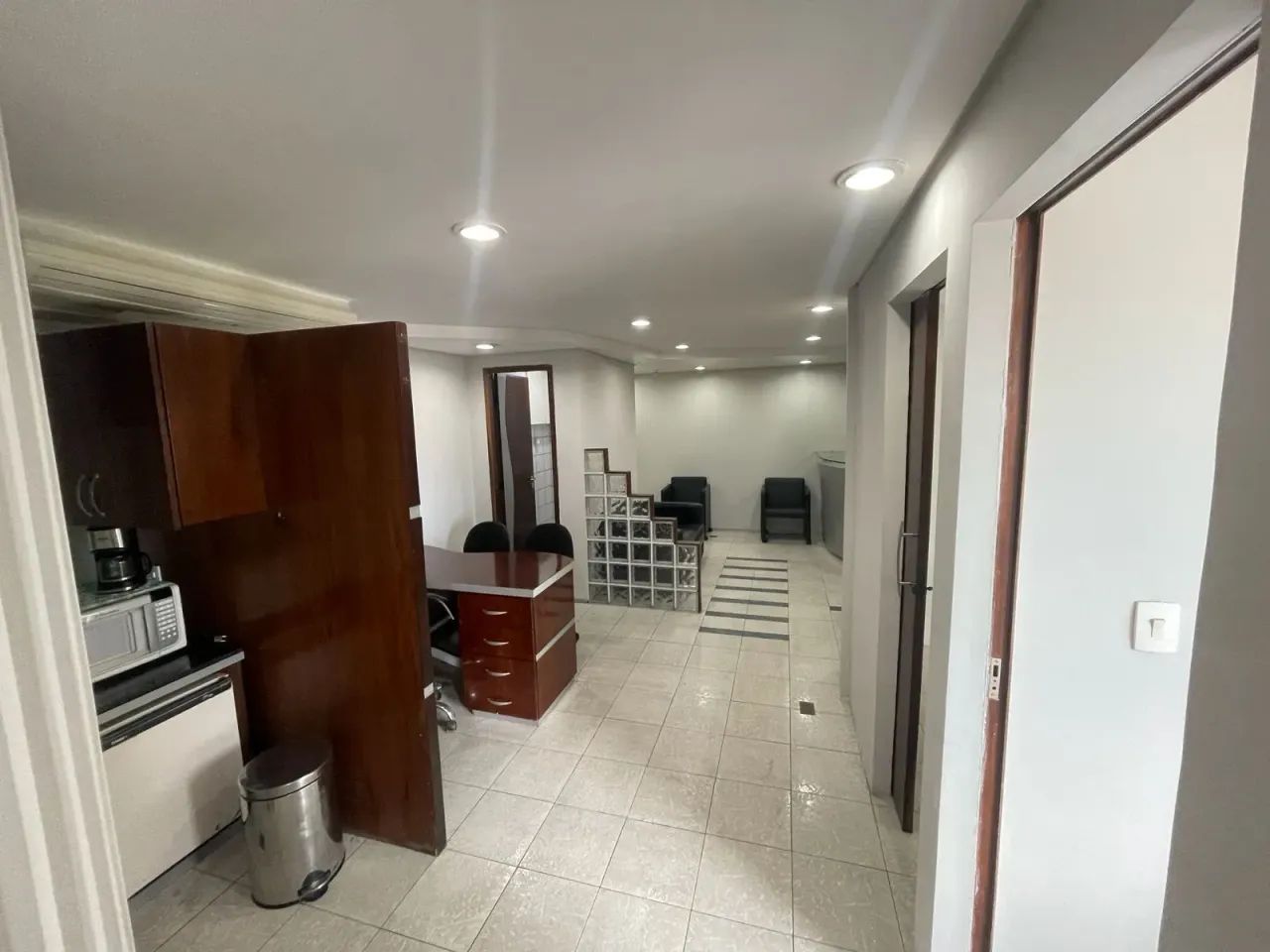 Exclusivo Para Investidores!!  Sala 70 m2 Mobiliada na Washington Soares Fortaleza-CE - Foto 5