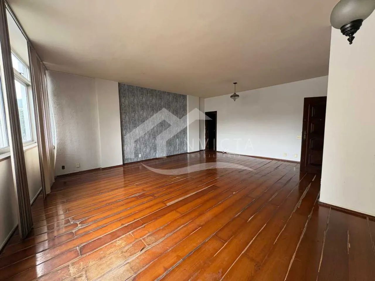 OPORTUNIDADE DE 3 QUARTOS COM VAGA PRÓXIMO AO METRO! - Foto 2