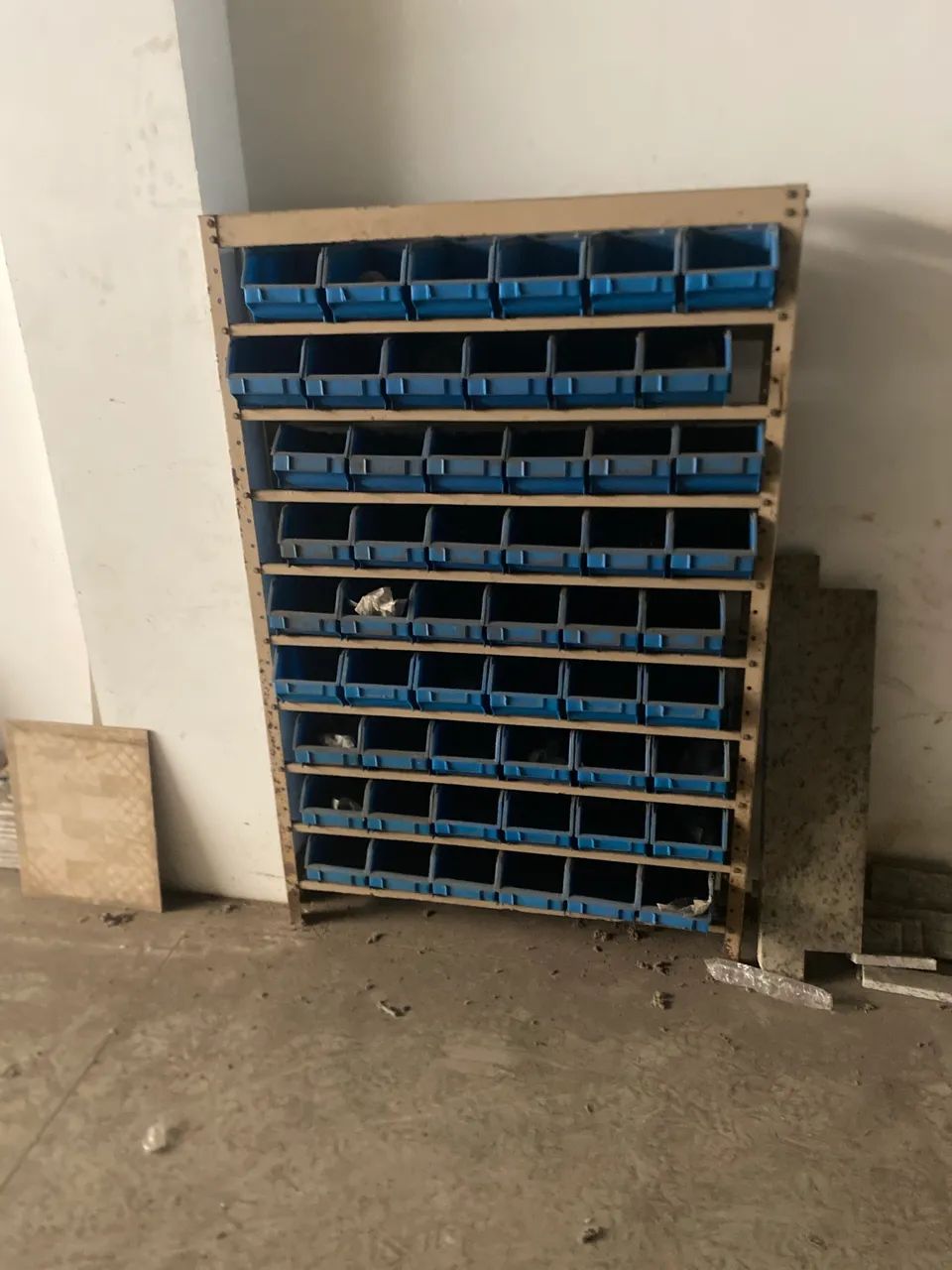 Porta parafuso para lojas e começa