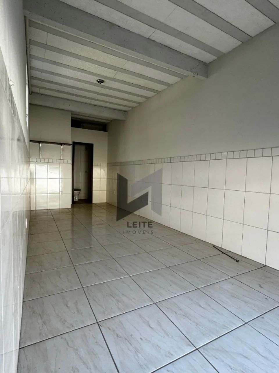Loja Comercial 25m² com Banheiro - Bairro Paulo VI - Foto 3