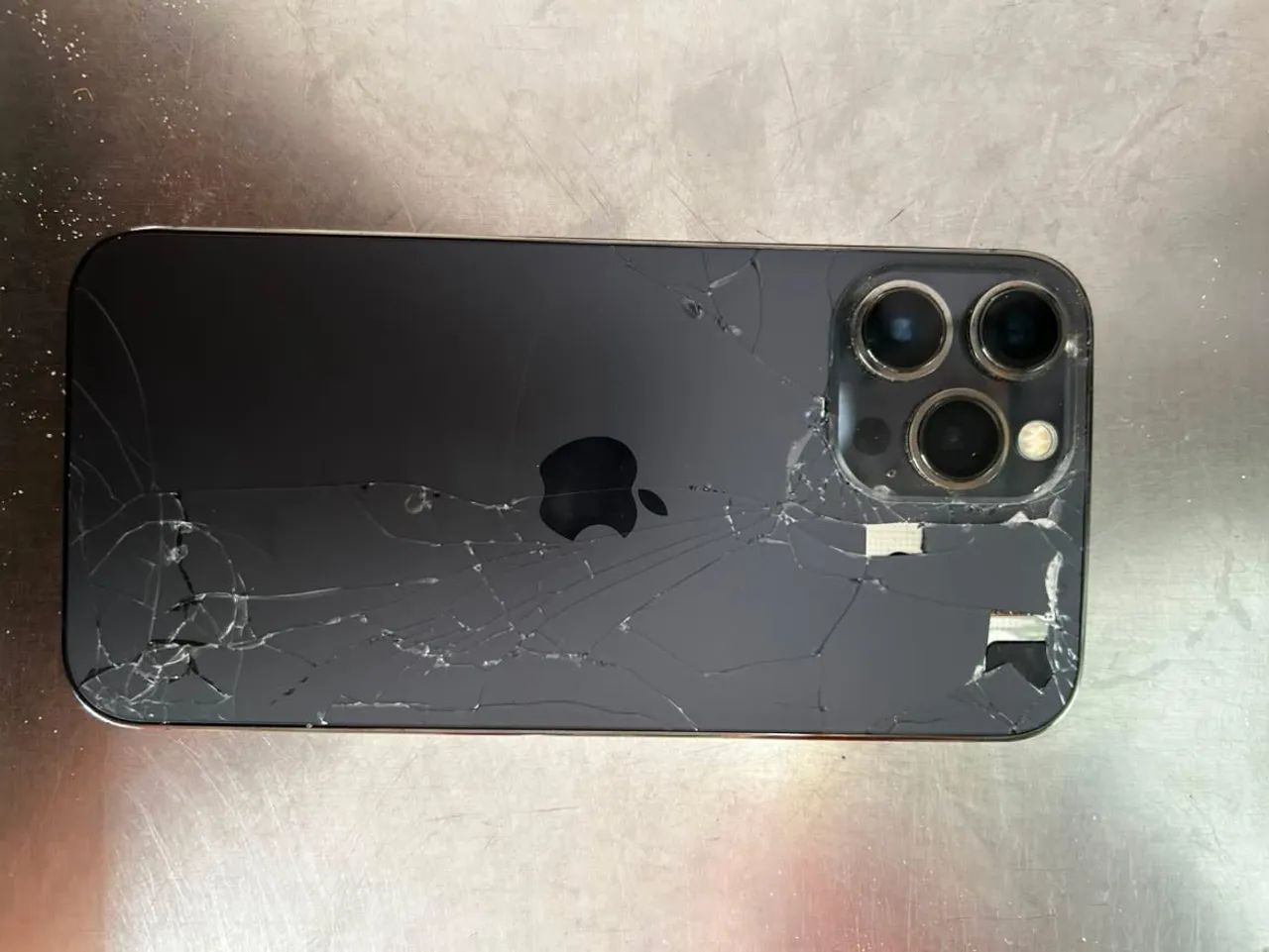 iPhone 13 Pro Max - Foto 2