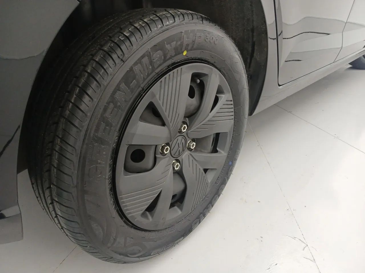 Volkswagen Polo Track 1.0 Flex 12V 5p, foto 14 de 18