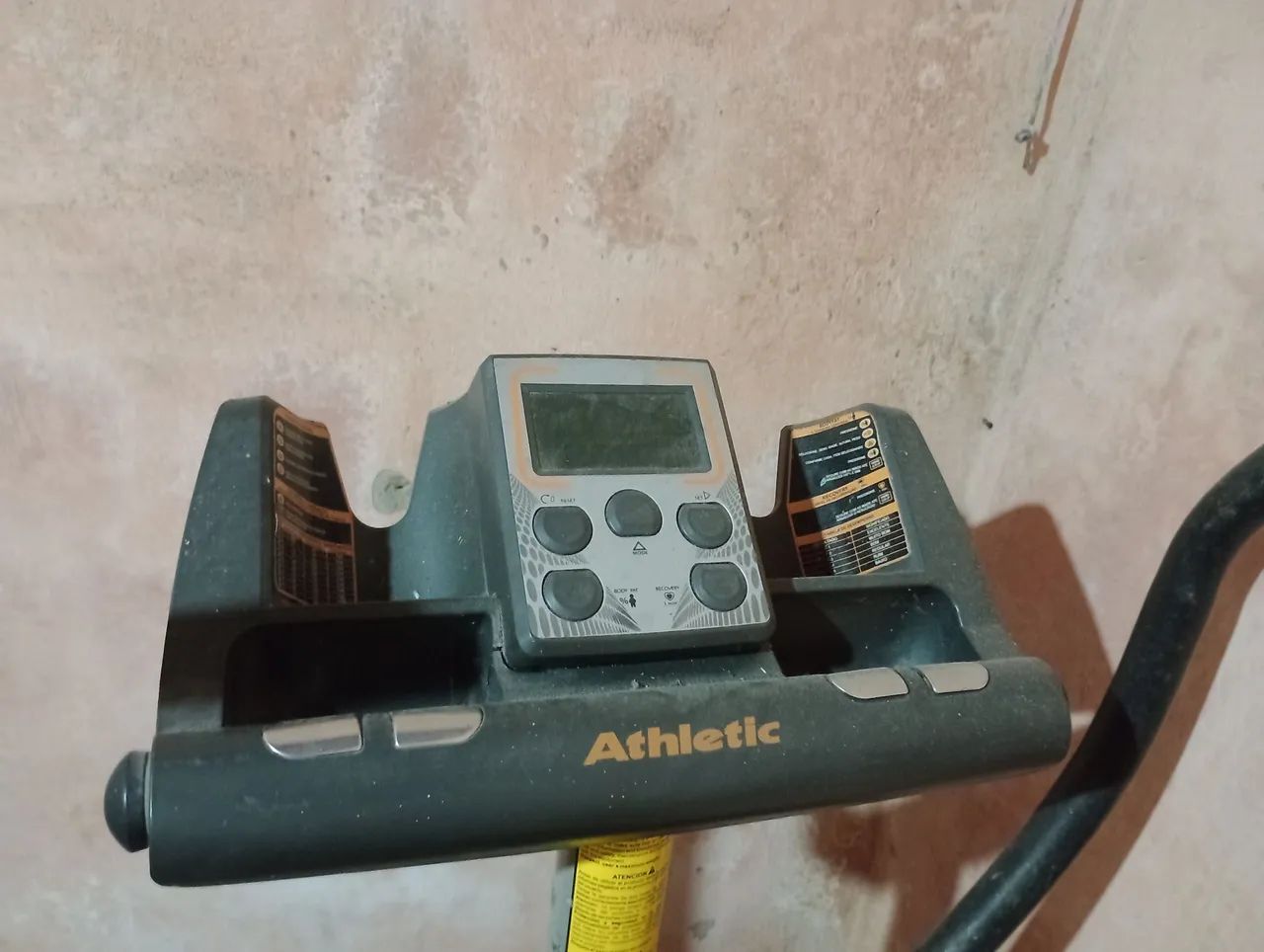 VENDO MAQUINDA DE EXERCÍCIOS PARA RETIRADA DE PEÇAS  - Foto 2