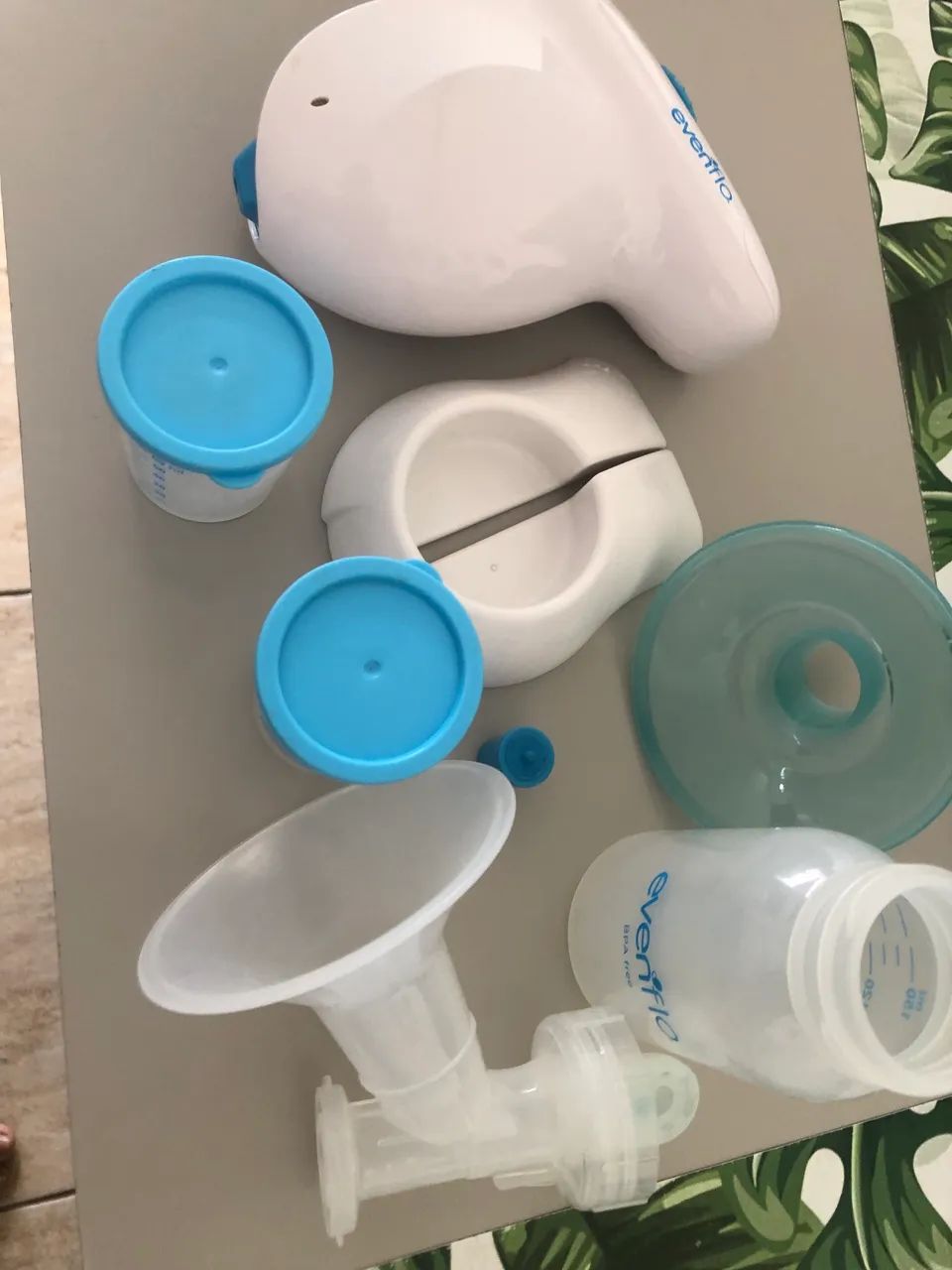 Bomba de tirar leite Evenflo - Foto 2