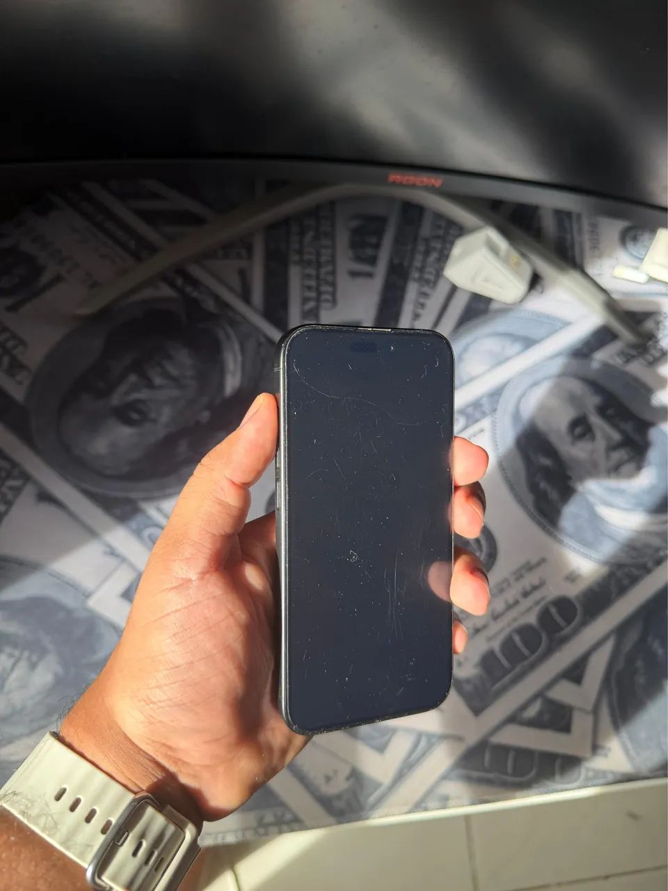 IPHONE 15 pro 