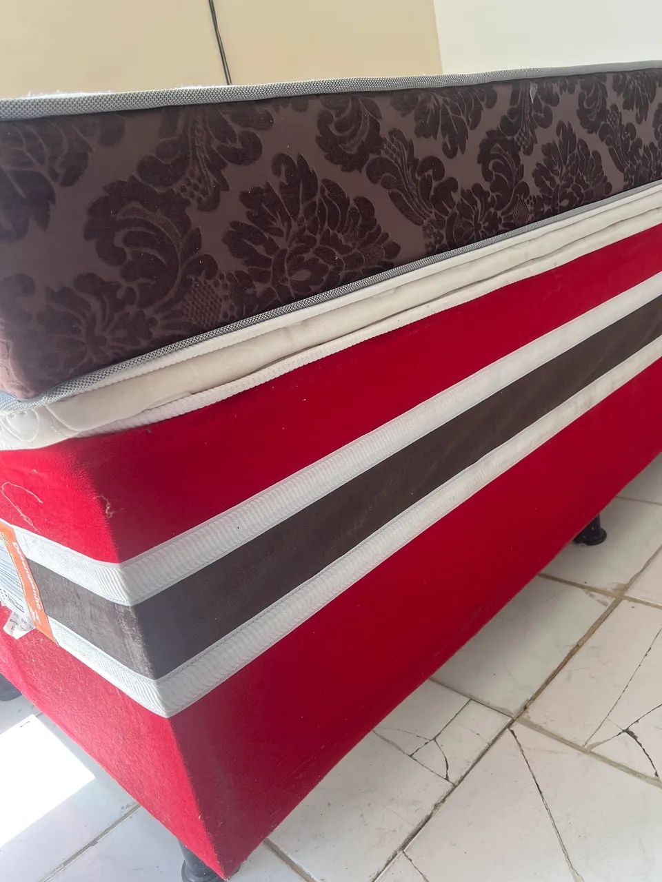 Vende-se colchão e cama.  - Foto 2