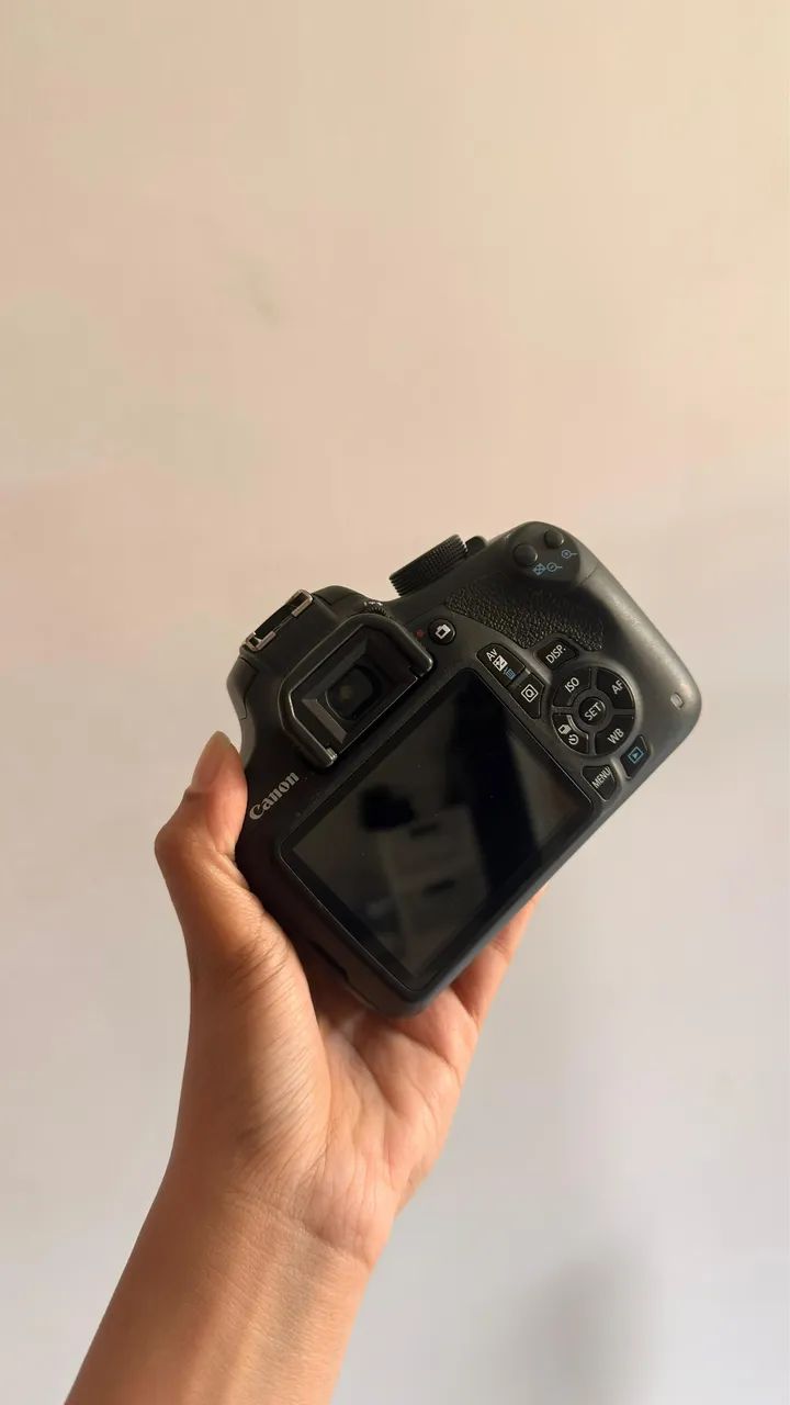 Câmera Cânon Rebel T5 + lente 18-55 + carregador - Foto 5