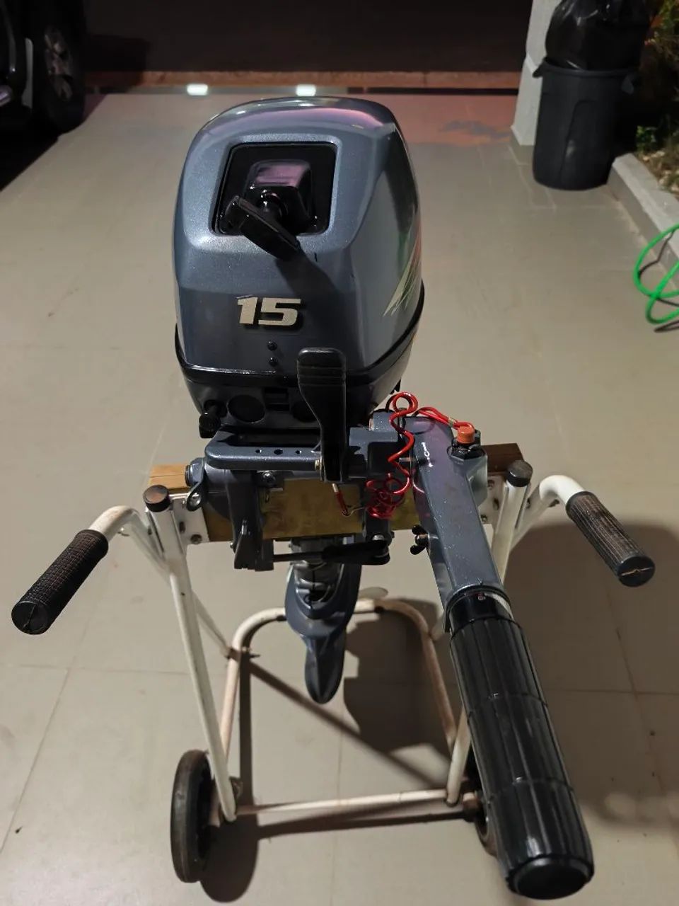 Motor de popa 15hp Yamaha 2013