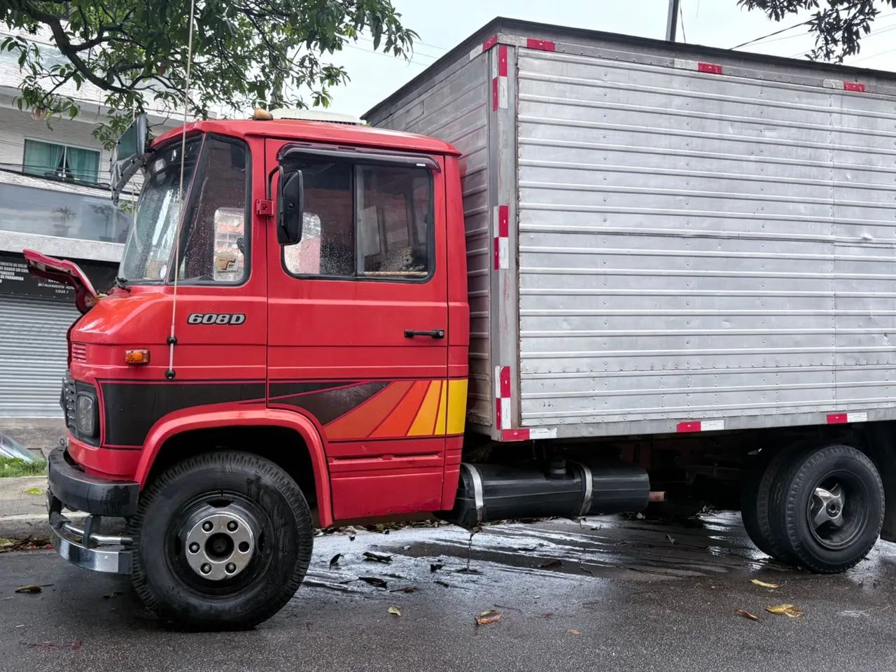 Caminhão MB 608 - Foto 2
